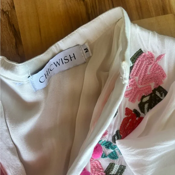 Chicwish Embroidered Midi Dress - Picture 4 of 5